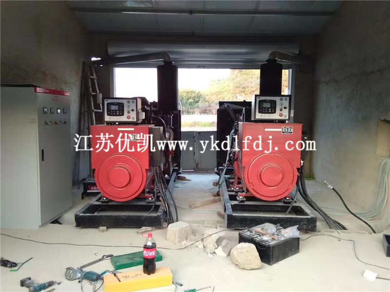 2020年12月21日，2臺(tái)400KW玉柴發(fā)電機(jī)組交付廣東信宜某工廠使用
